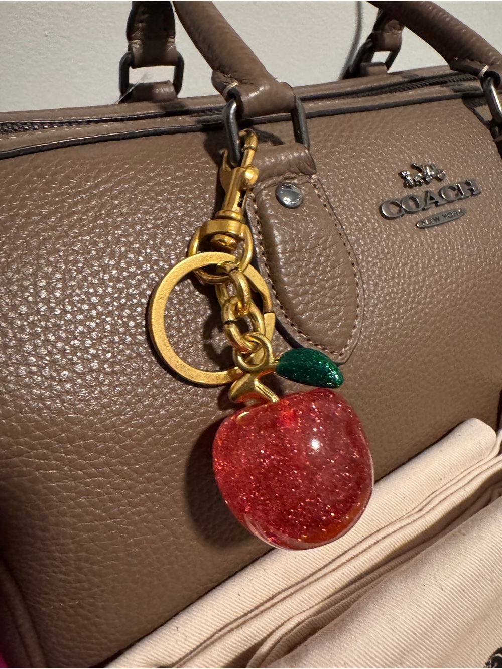 🍎NEW Red Apple Key Charm♥️